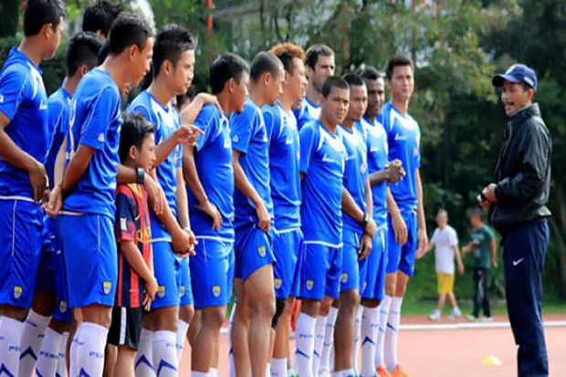 Persib Bandung Gelar...