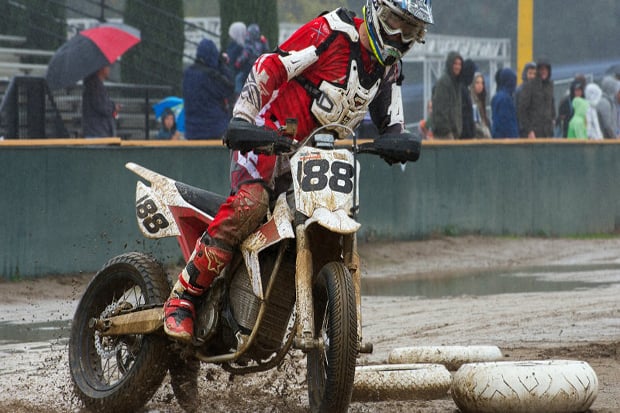 Street Tracker Bertenaga...