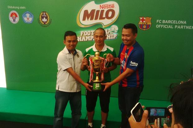 Lima Pesepak Bola Cilik...