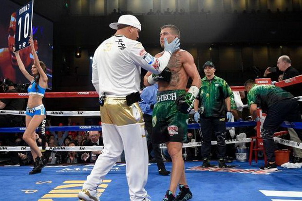 Lomachenko Kuasai Pertandingan,...