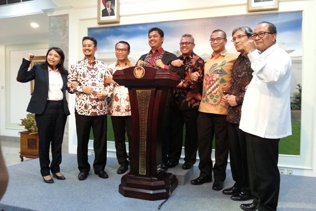 Masa Kerja Berakhir,...