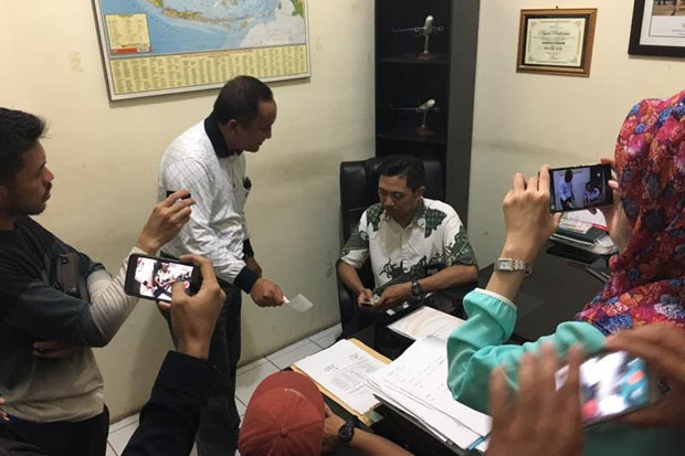 Tak Bisa Jelaskan ke...