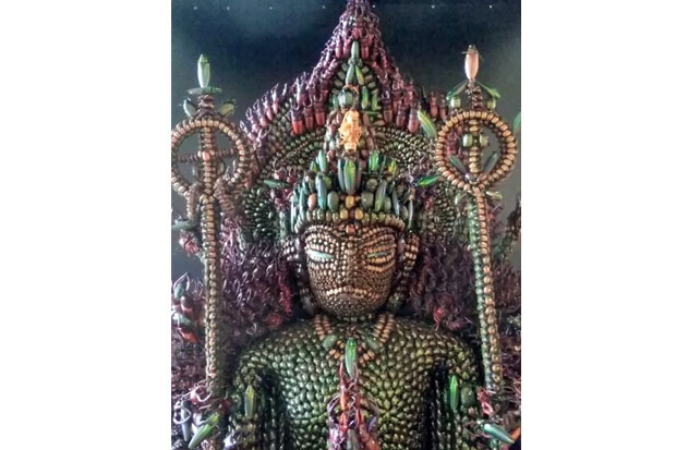 Ciptakan Patung Buddha...
