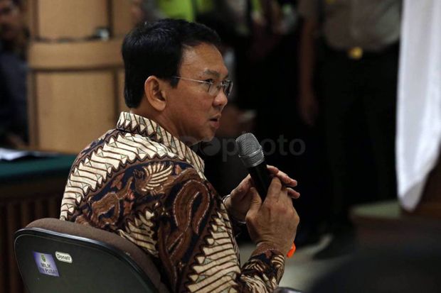 Tuntutan untuk Ahok...