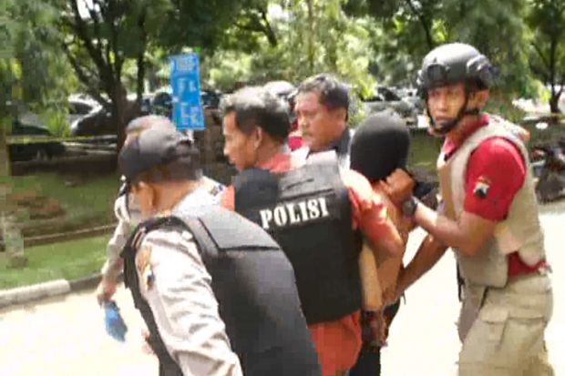 Diserang di Mapolres...