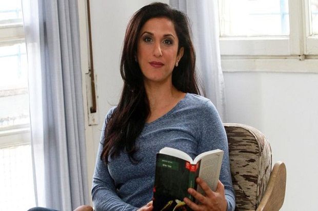 Dikecam Israel, Novel...