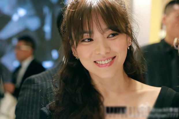 Song Hye Kyo Berikan...