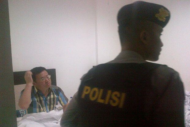 Tak Miliki Paspor, Polisi...