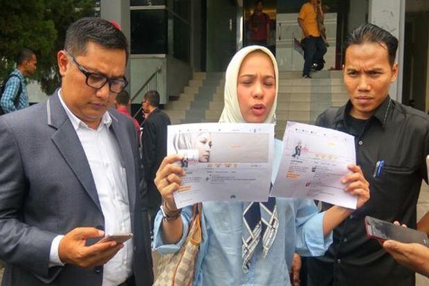 Akun Twitternya Dipalsukan,...