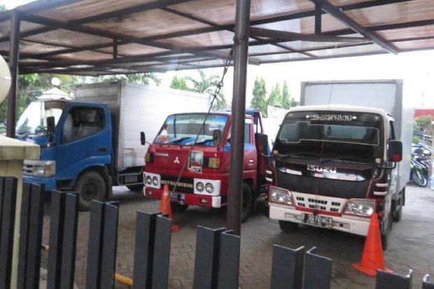 Politik Uang Ahok-Djarot...