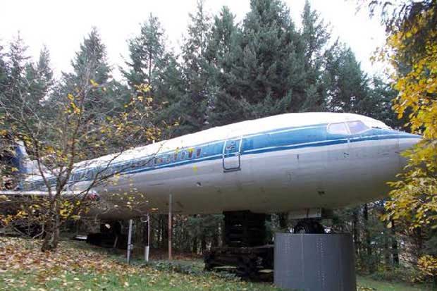 Ubah Pesawat Boeing...