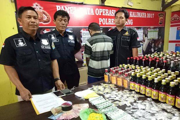 Polres Serang Bongkar...