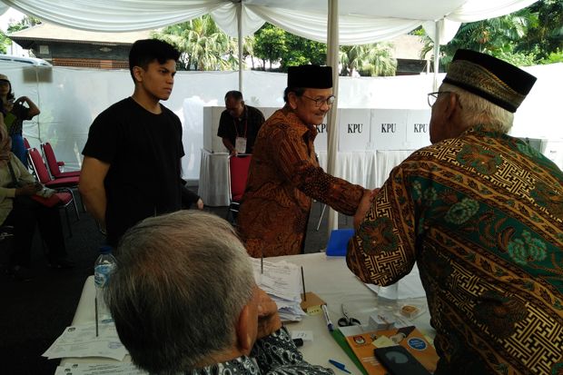 Habibie Berharap Gubernur...