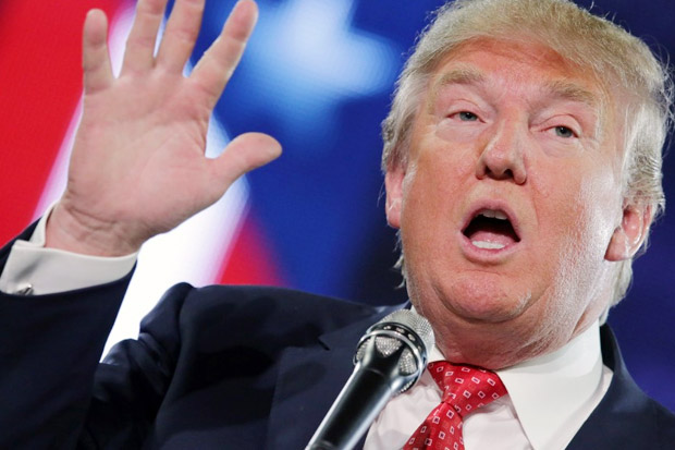 Trump Tinjau Ulang Pencabutan...