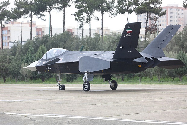 Jet Siluman F-313 yang...