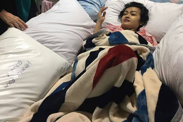 Khawatir, Ayu Dewi Ingin...