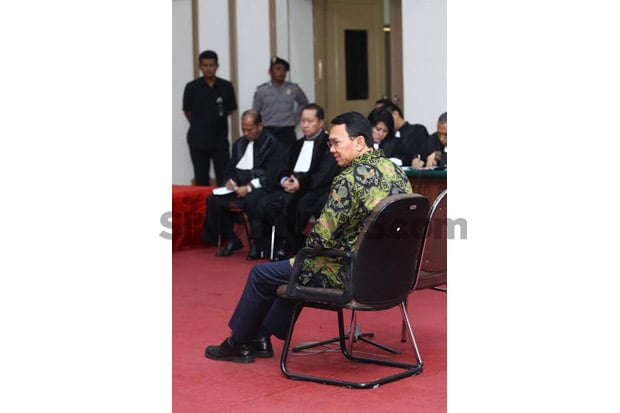 Hanya Dituntut 1 Tahun,...