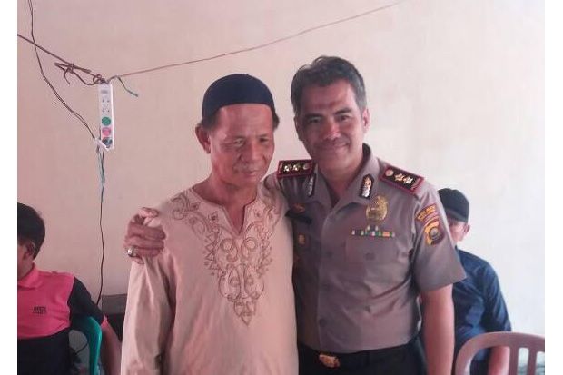Keluarga Korban Penembakan...