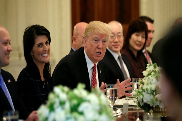 Trump Minta PBB Jatuhkan...