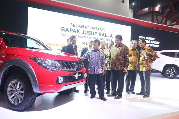 Mitsubishi Boyong Tiga...