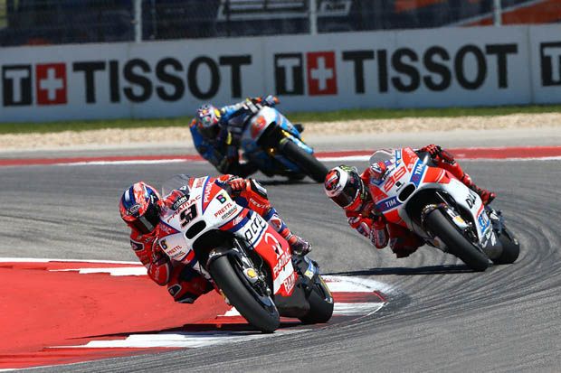 Rossi Pimpin Klasemen,...