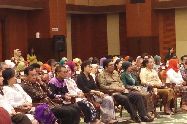 Pakai Kebaya, Sri Mulyani...