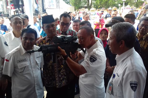 Pindad Terus Genjot...