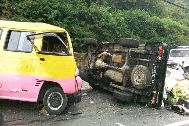 Korban Tewas Kecelakaan...