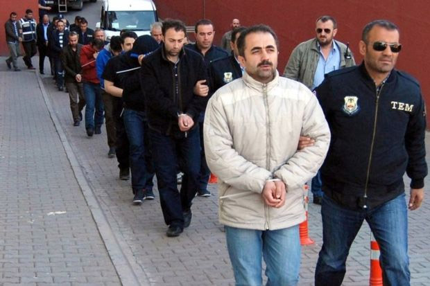 Pembersihan di Turki...