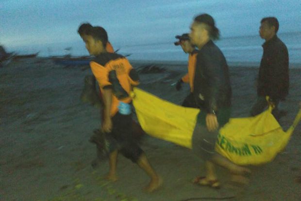 Terseret Ombak, Hari...