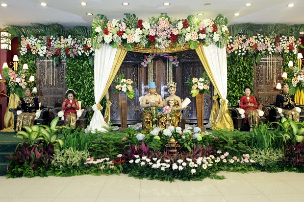 Ingin Gelar Pesta Pernikahan...