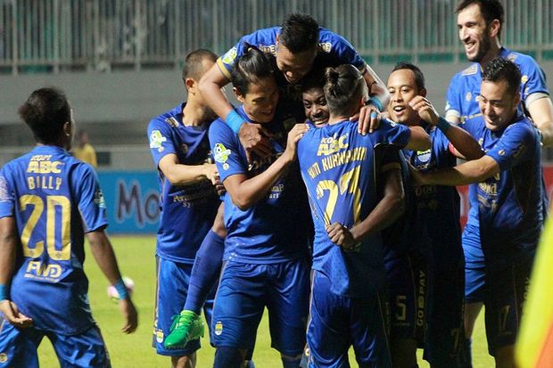Tandang ke Gresik, Persib...