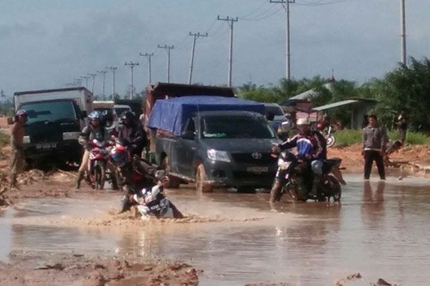 Diguyur Hujan Semalaman,...