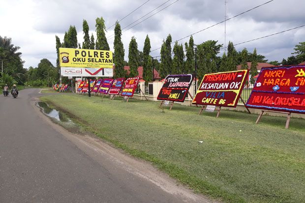 Karangan Bunga Ikut...
