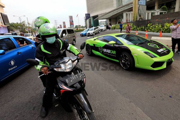 Driver Ojek Online Keluhkan...