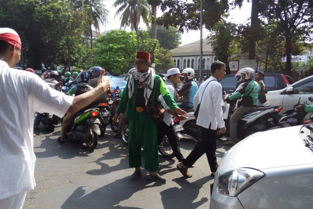 Dipadati Massa, Jawara...