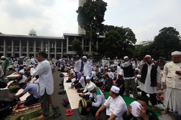 Peserta Aksi 55 Mulai...