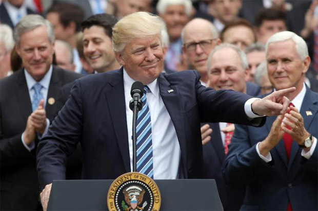 Trump: Obamacare Telah...