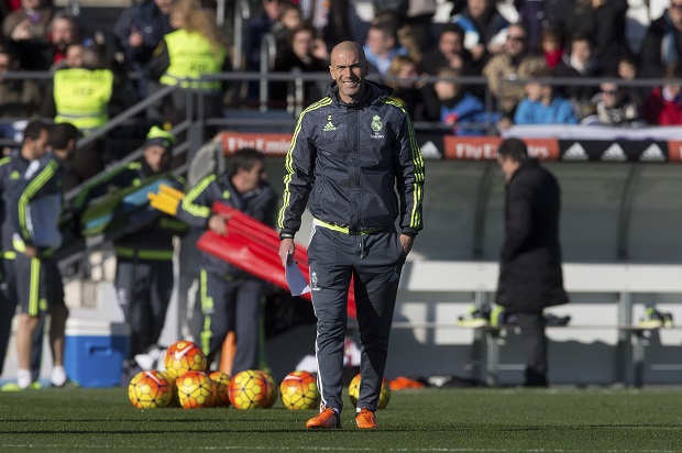 Lawan Granada, Madrid...