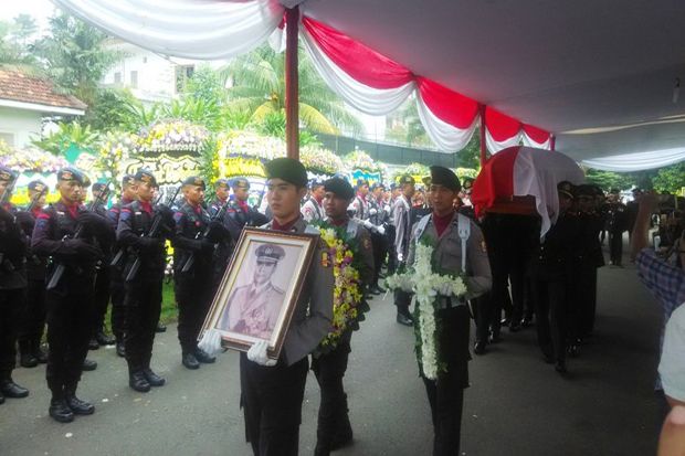 Jenazah Jenderal Widodo...