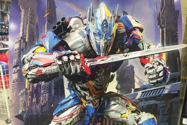 Tubuh Optimus Prime...
