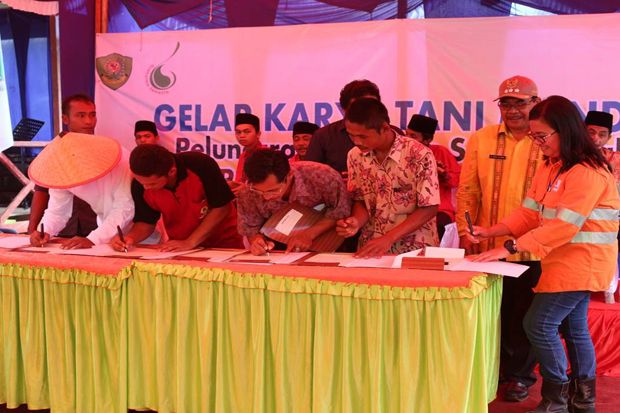 Tambang Emas Martabe...
