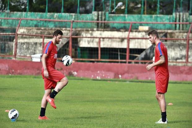Trio Benteng PSM Kembali,...