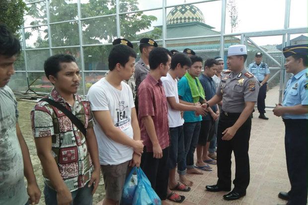 Polres Kampar Serahkan...