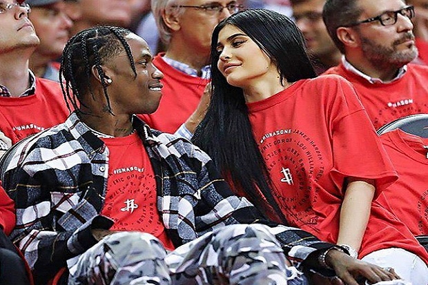 Kylie Jenner dan Travis...