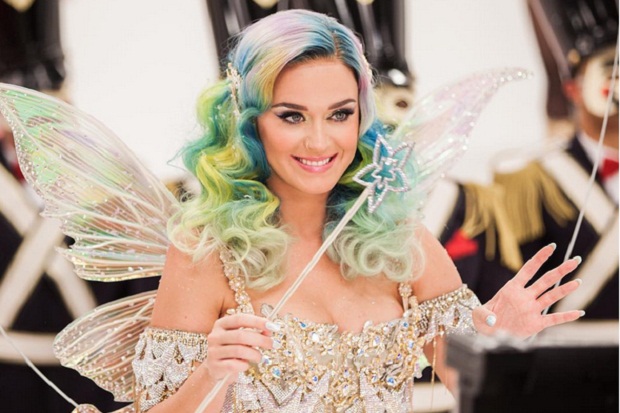 Katy Perry Musuhi Taylor...