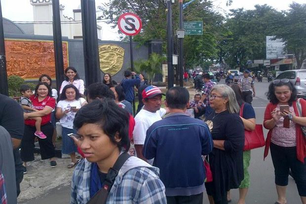 Relawan Ahok Mulai Datangi...