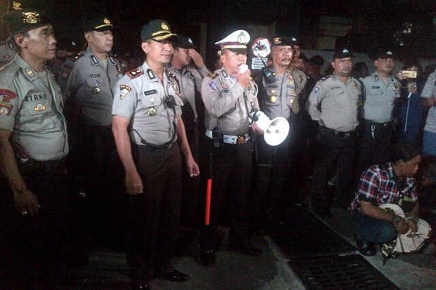 Massa Pendukung Ahok...