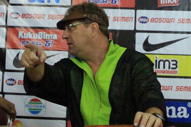 Pelatih PSM Bingung,...