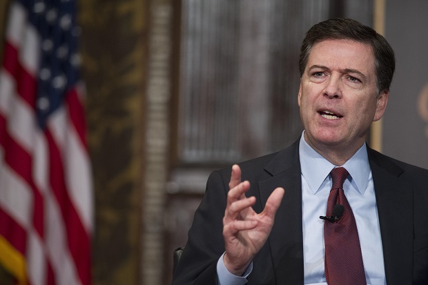James Comey Legowo Digusur...